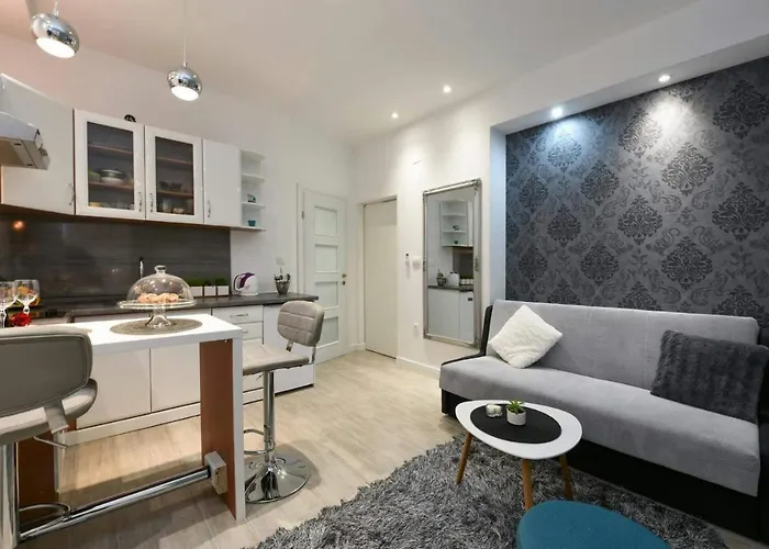 Διαμέρισμα G&t